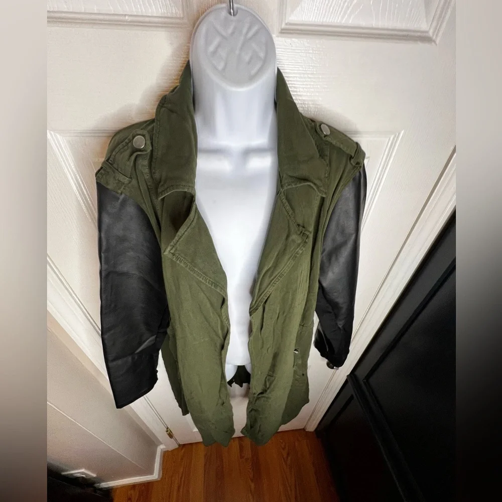 Torrid 0 Twill Canvas Drawstring Jacket Green Olive Faux Leather Sleeve L 12 - Picture 11 of 15